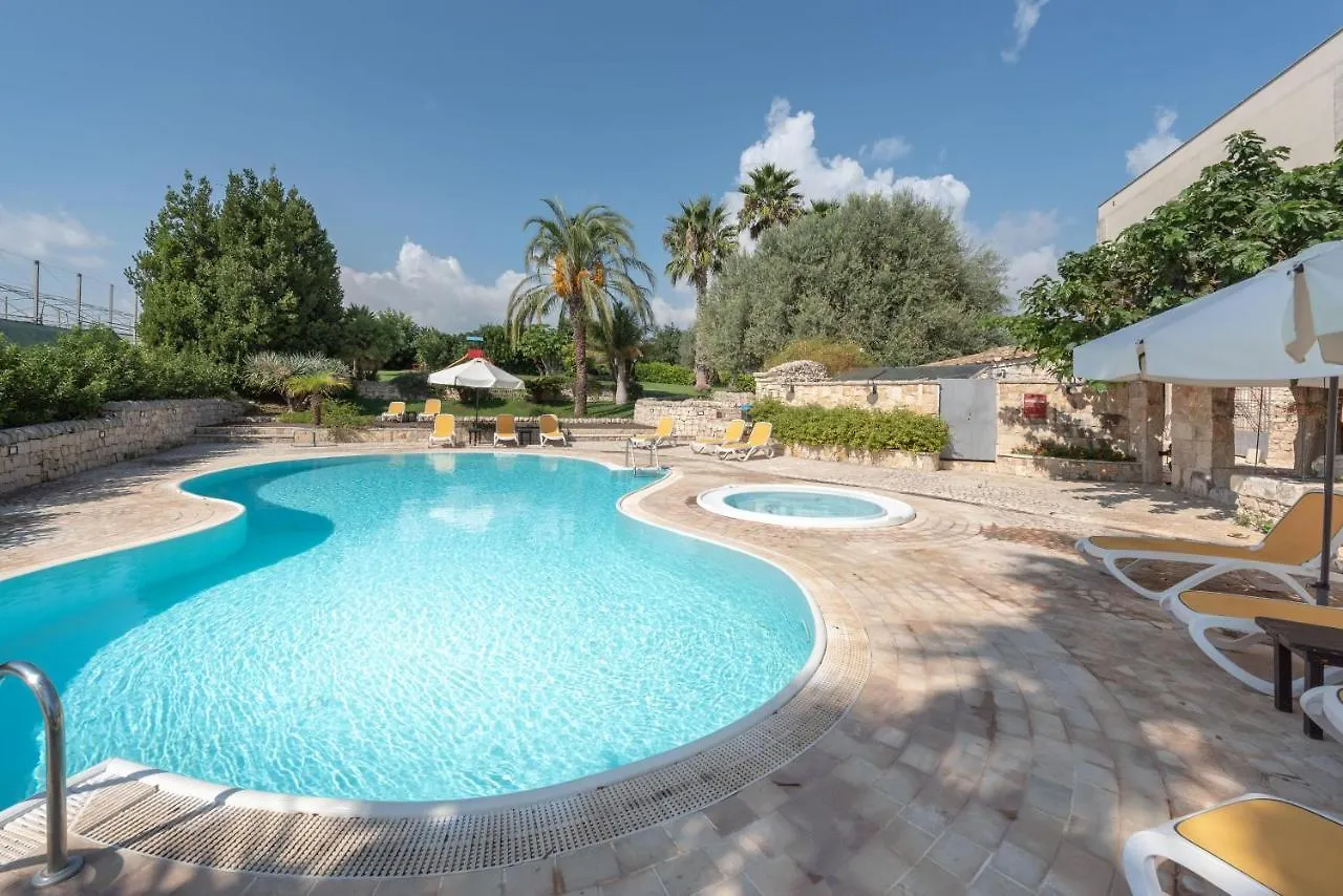 Relais Torre Marabino Guest House Ispica 0*,